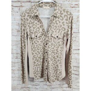 Mystree Leopard Print Top Size Medium Long Sleeve Button Up Pockets